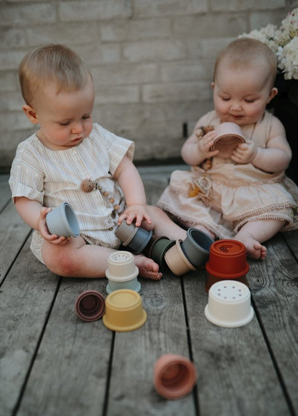 Stacking cups Toy-Retro - B.BabyCo